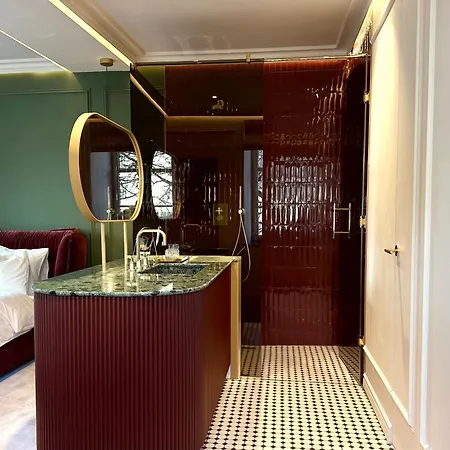 شقة Aurora Luxury Riverside *