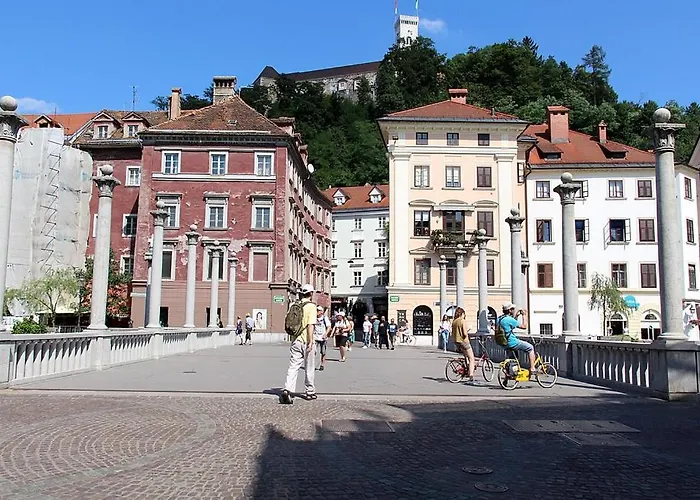 דירה Aurora Luxury Riverside *