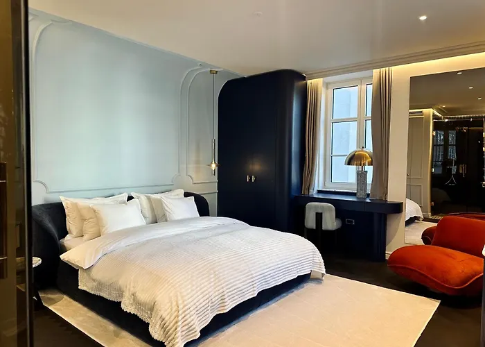 Aurora Luxury Riverside *